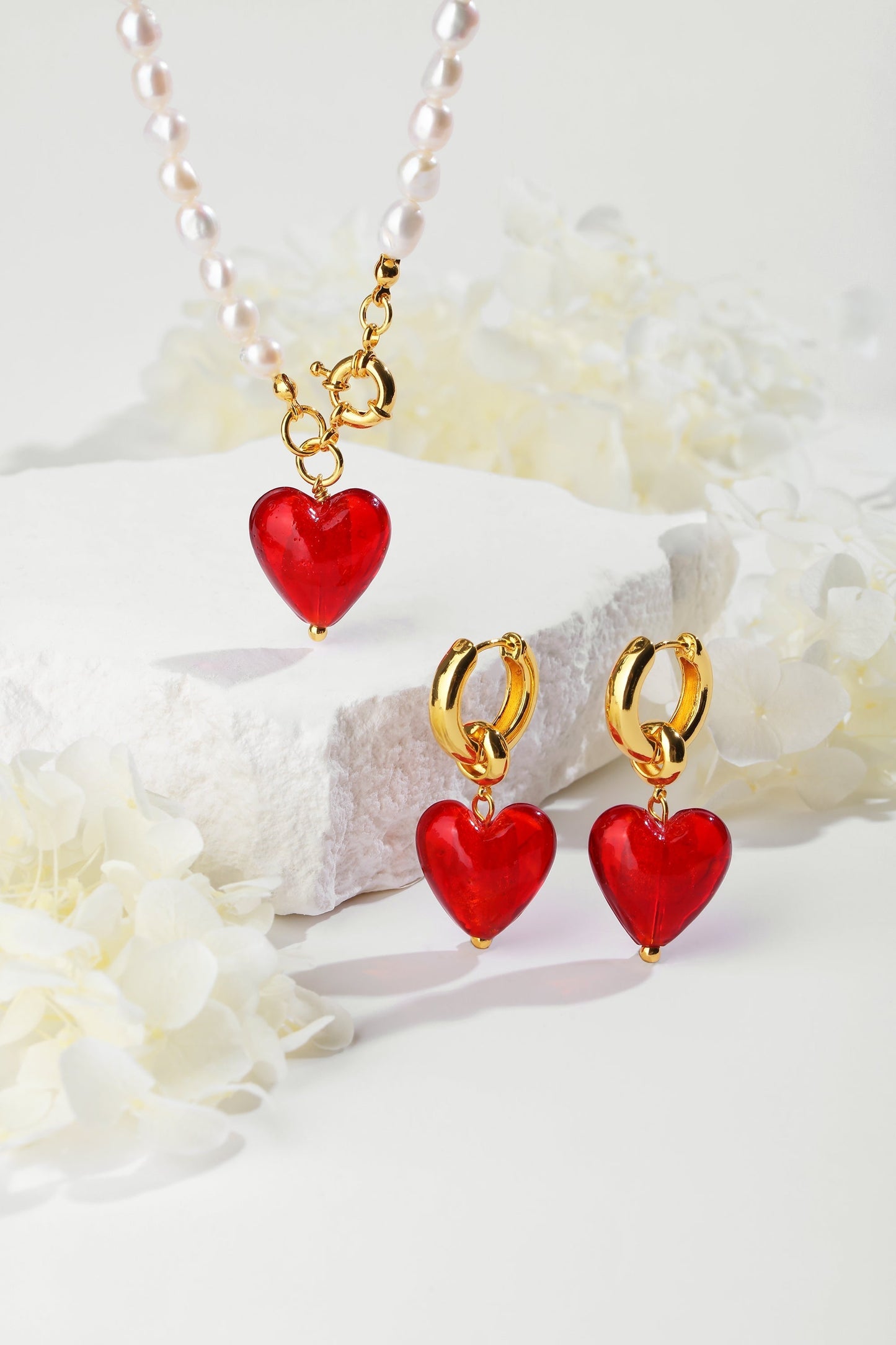 Esm¹Èe Red Glaze Heart Pendant Pearl Necklace